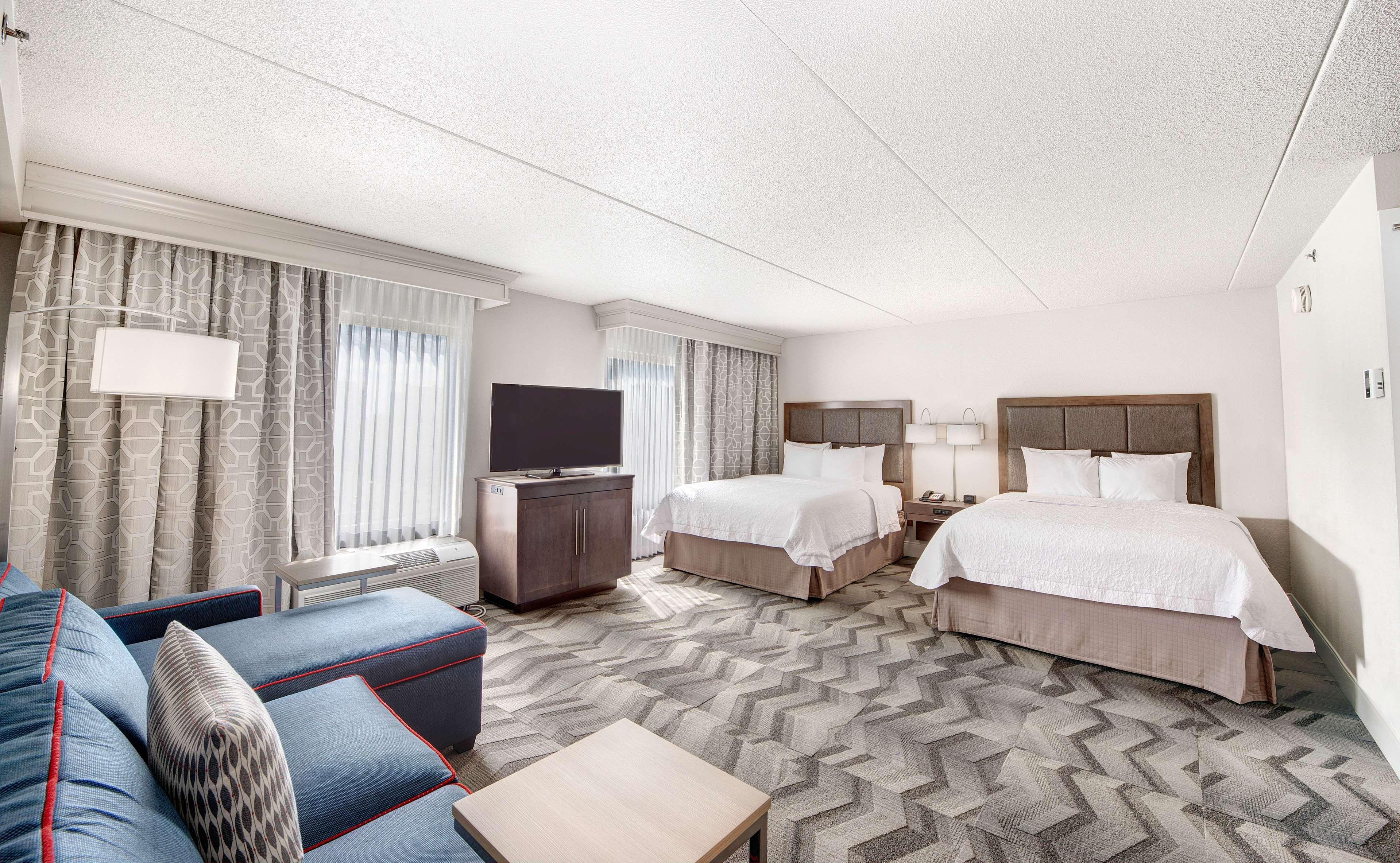 Hampton Inn & Suites Atlanta-Galleria Смирна Экстерьер фото