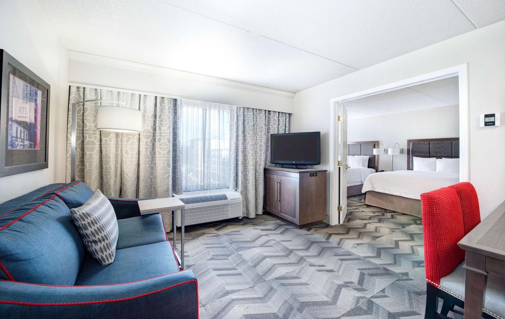 Hampton Inn & Suites Atlanta-Galleria Смирна Экстерьер фото